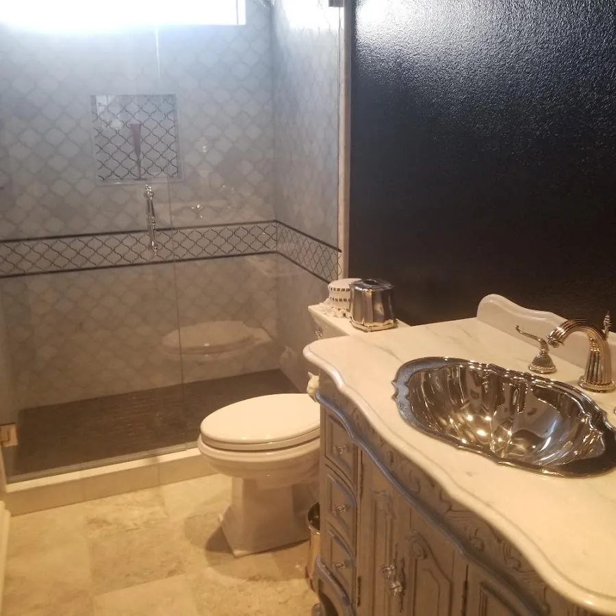 Professional plumbing work and bathroom remodeling in Avenal
